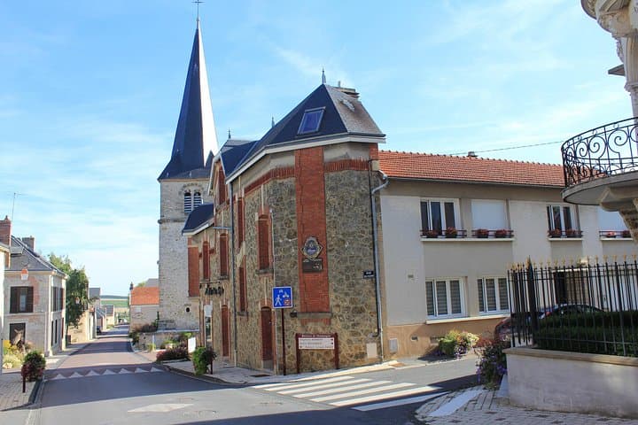 Custom Planned Champagne Day Tour for Private Groups - 8+ guests