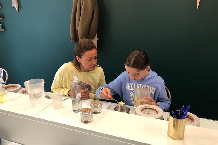 Cosmetic workshop - tailor-made face cream