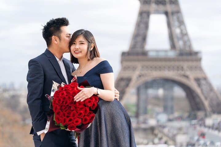 Romantic VIP Photoshoot in Paris with Champagne & Private Transfers