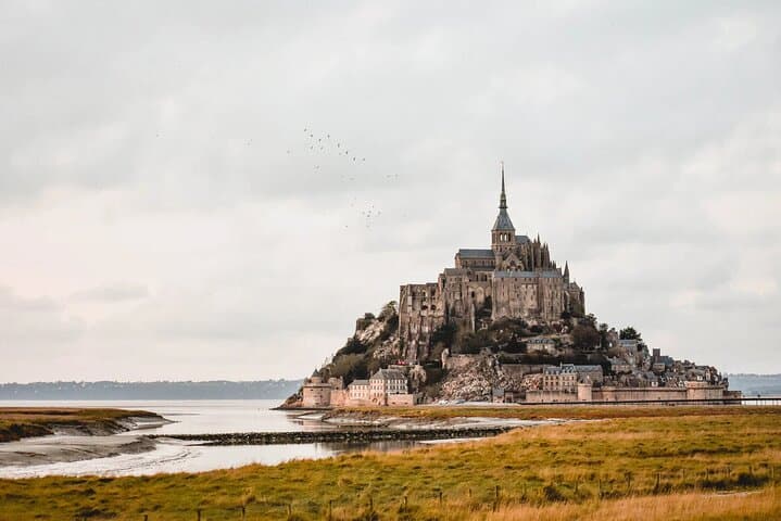 Mont Saint Michel D Day Omaha Beach Private VIP Tour with Champagne from Paris