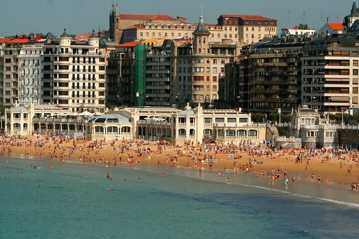 Private Direct Transfer From Bordeaux to Donostia San Sebastian