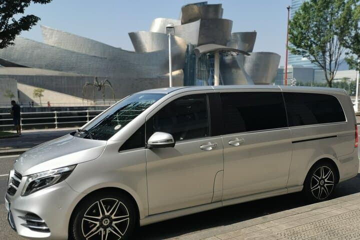 Private transfers between Biarritz and Bilbao
