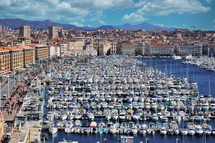 Private Transfer From Saint Tropez to Marseille, 2 Hour Stop