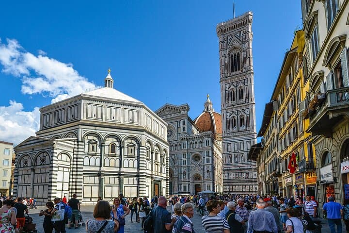 Private Transfer From Nice To Florence With a 2 Hour Stop