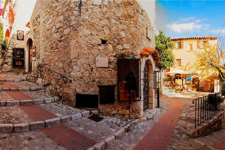 Sightseeing Tour with Private Driver of Cannes Nice Eze Monaco