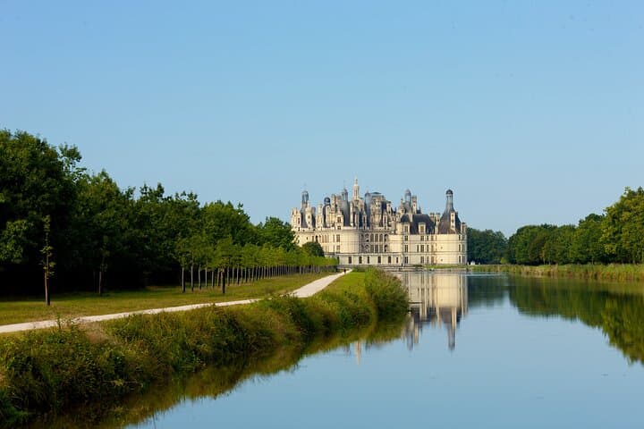 Loire Valley Ebike Tour to Chambord FROM TOURS