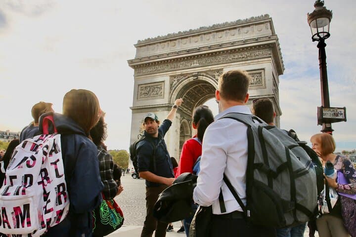 Private Half Day Walking and Metro Tour Paris