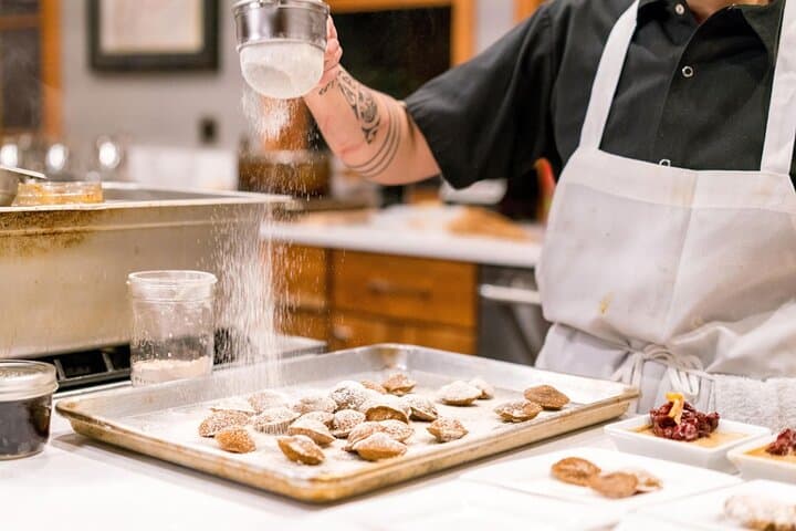madeleine cakes in preparation