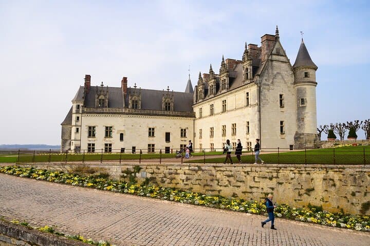 Leonardo da Vinci’s Home & Amboise Castle with Hotel Pick Up