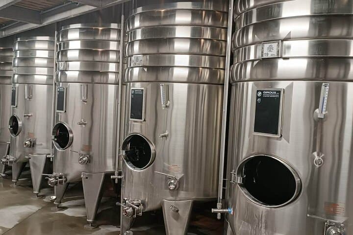 Private Full Day Tour Avignon & Wine Tasting Chateauneuf du Pape