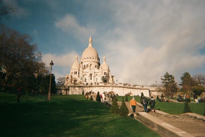 Paris, Montmartre, Le Marais & Saint Germain Private Tour