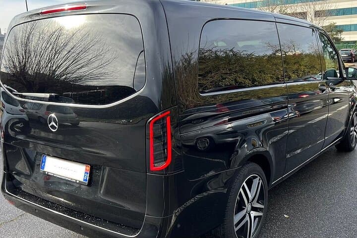 Private transfer from or to Toulouse Airport