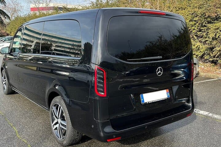 Private transfer from or to Toulouse Airport