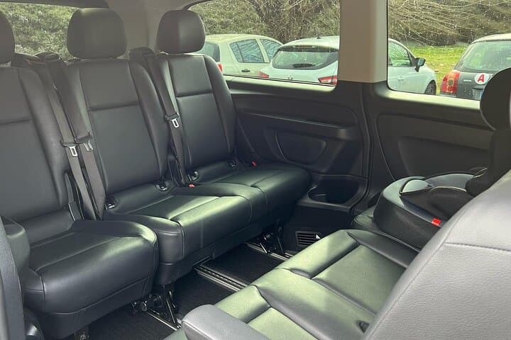 Private transfer from or to Toulouse Airport