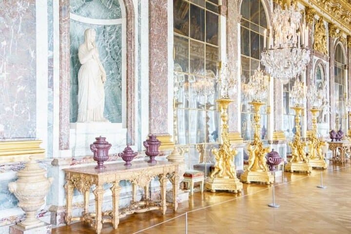 Versailles Royal Palace & Gardens Semi-Private Tour Max 6 People with Exclusive King's Apartments