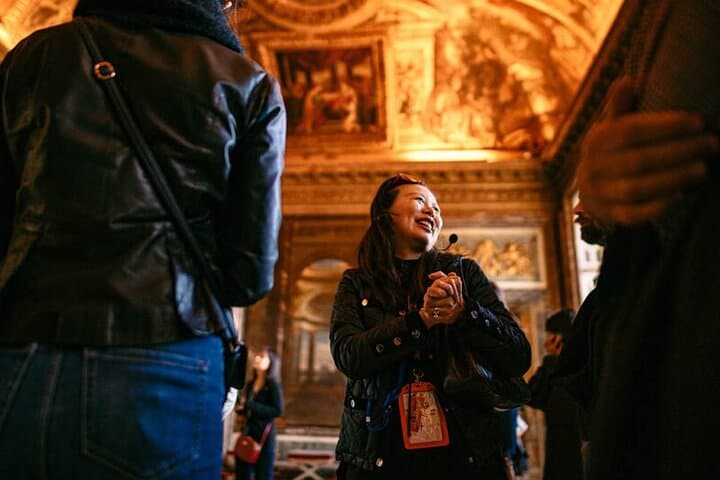 Versailles Royal Palace & Gardens Semi-Private Tour Max 6 People with Exclusive King's Apartments