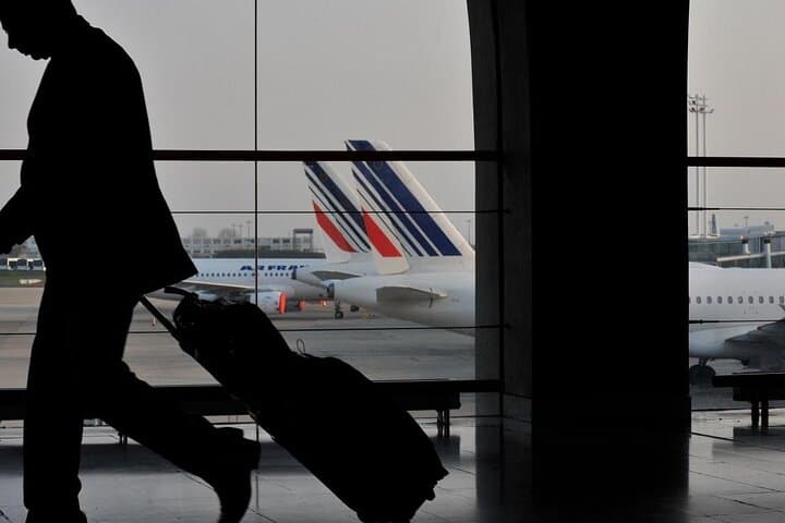 CDG Paris Airport to Hotel or Paris Hotel to CGD airport