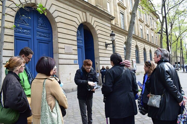 Paris Jewish Heritage: Le Marais & Montmartre Guided Walking Tour