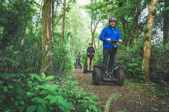 Segway ride between Lac Bleu and the castles of Pessac-Léognan