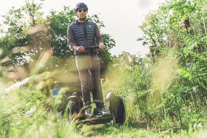 Segway ride between Lac Bleu and the castles of Pessac-Léognan