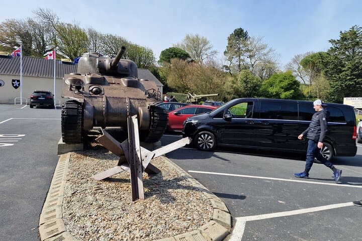 Day Trip: Paris to American Cemetery, Omaha Beach, Pointe du Hoc