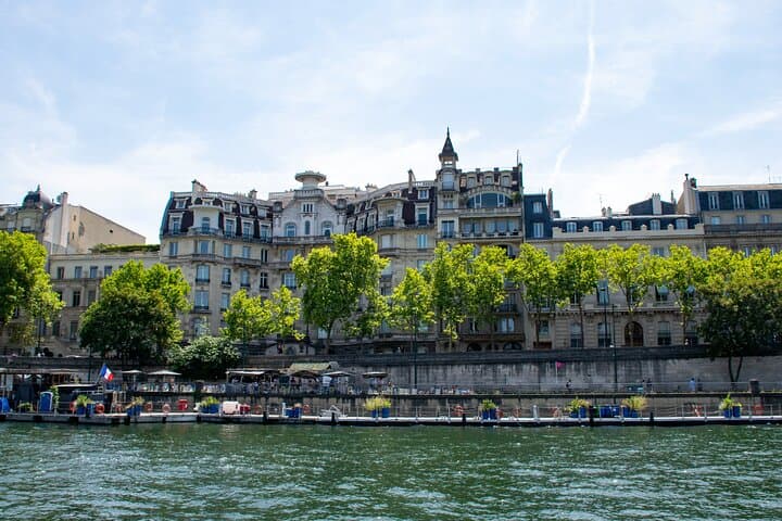 Paris E-Bike Private Tour: Discover the City Highlights in 3hours