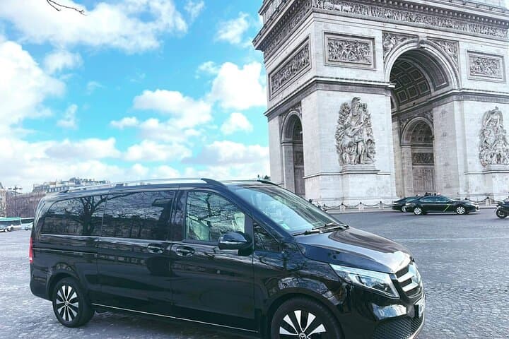 One day Private Round Tour to Paris from Le Havre Port