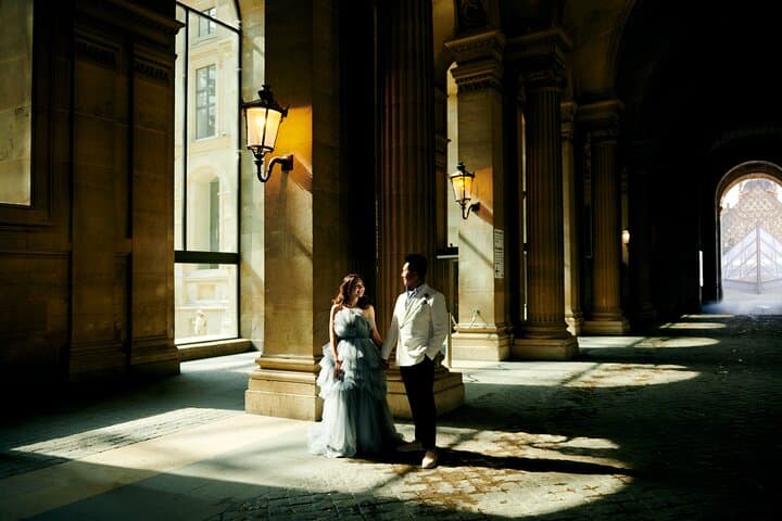 Paris Photo Tour with Professional Local Photographer