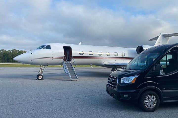 Private Transfer from Nantes Airport (NTE) to La Rochelle Port