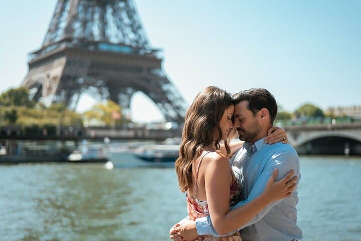Paris photo shoot engagement