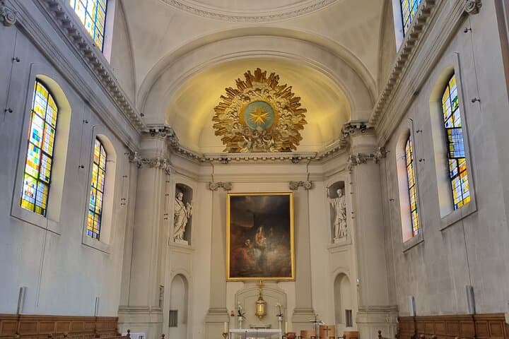 the Chapel of the Miraculous Medal
