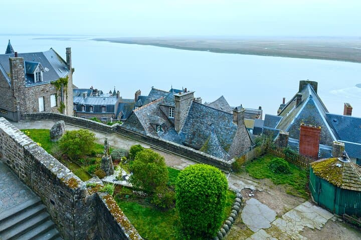 Mont Saint Michel village