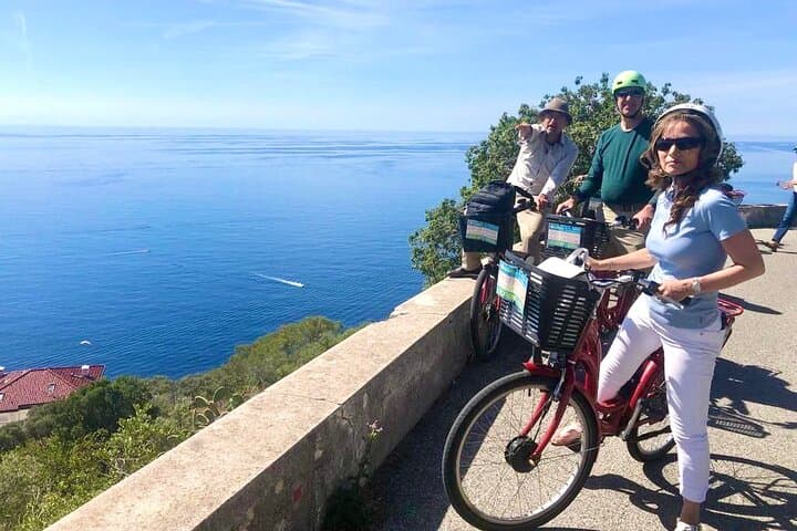 The Cape of Nice (small roads, Low Corniche & Medium)