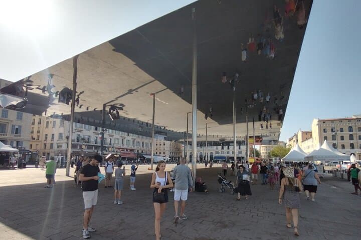Walking Tour in Marseille with Local Experiences