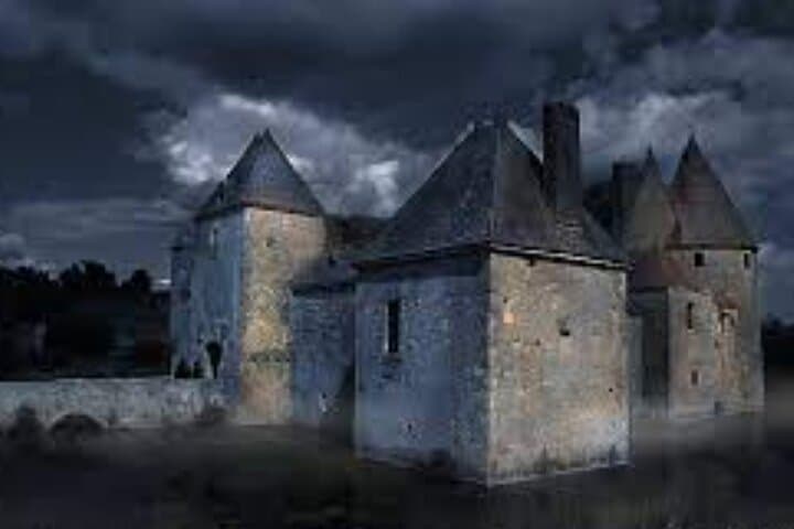 Night visit to the Buranlure Castle
