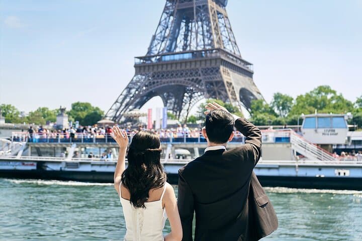 1 Hour Photoshoot in Paris