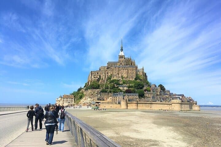 Shared the adventure at Mont Saint-Michel Île Médiévale d’Exception