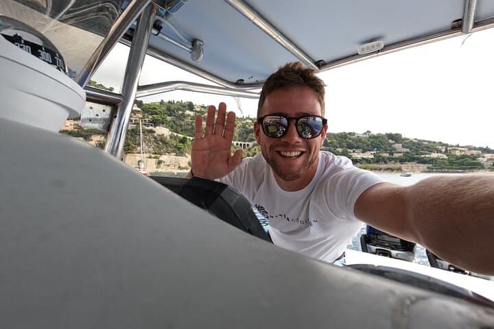 Boat tour guided from Nice to Monaco with snorkeling