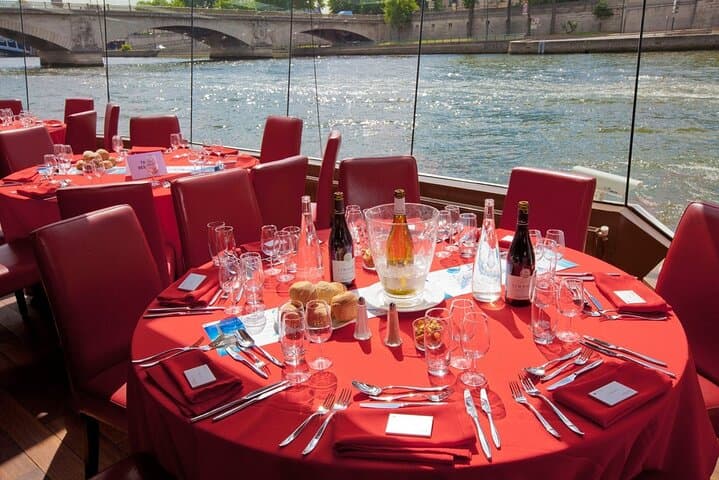 Paris Dinner Cruise - Bateaux Parisien Seine River
