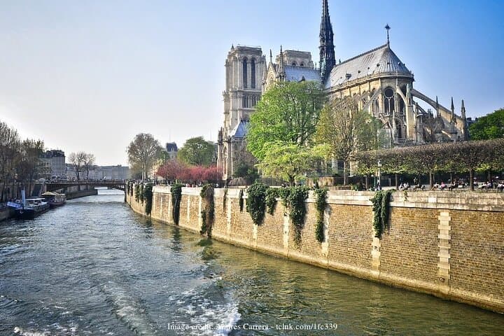 Fall In Love With Paris: Private Half-Day Highlights Tour
