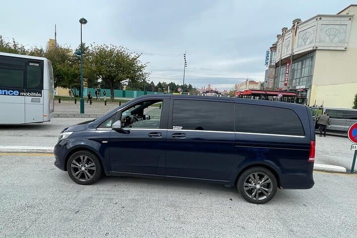 Transfer to the Ile de France region from CDG or ORLY Airport