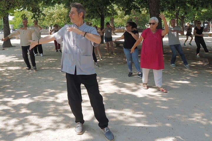 The essence of Qi, outdoor Qi gong class