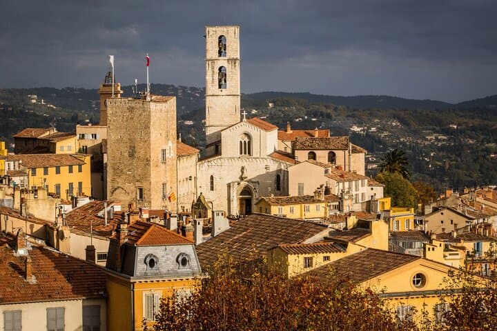 Full day tour Medieval Villages Grasse Gourdon Tourettes St Paul