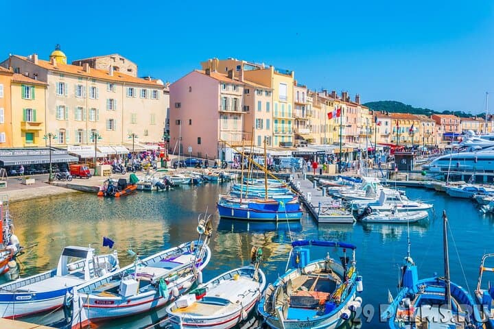 Private tour in Provence: Saint-Tropez & Grimaud Medieval Village