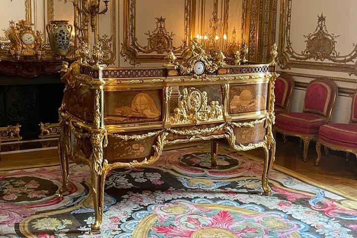 Versailles Full Day VIP Private Tour and Kings Rooms