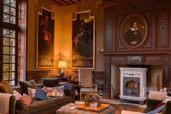 Your accommodation at Château des Grotteaux - The Salon