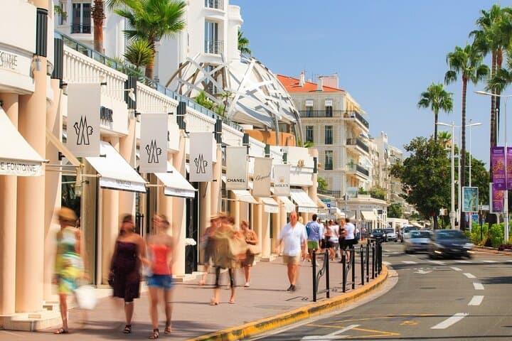 Private tour French Riviera Shopping & Lunch in St Paul de Vence