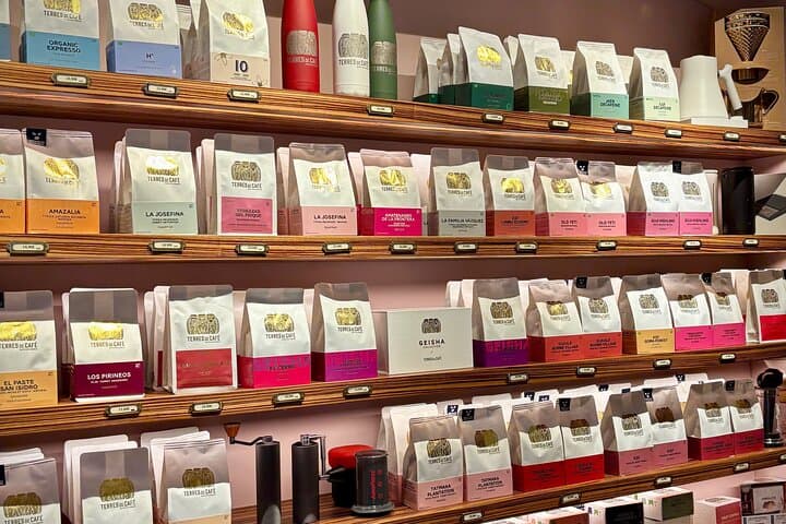 Walk through the gourmand Paris history