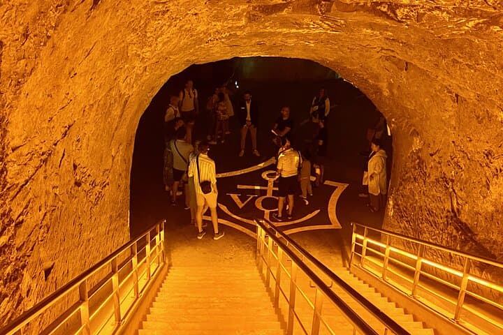 DeLuxe Veuve Clicquot Ruinart Champagne Cellars & Tastings trip