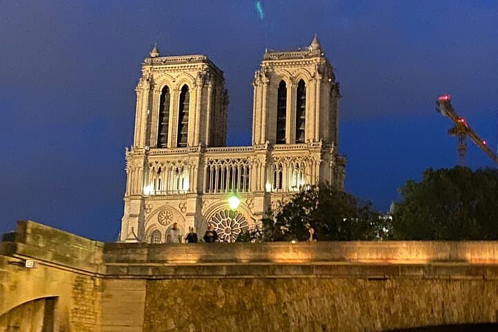PRIVATE Paris City Guided Tour With Photos At All Stops